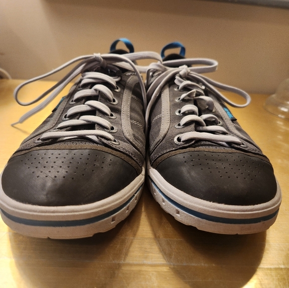 Women's Teva Vail Sneakers Size 9.5 - Picture 2 of 11